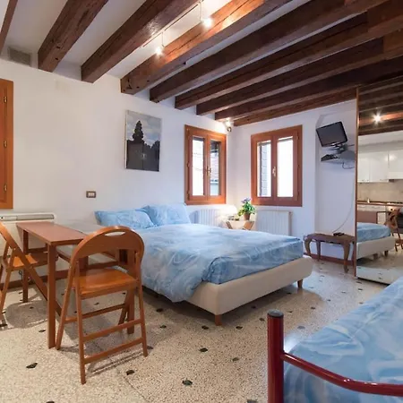 Appartamenti Ca D'Oro-3